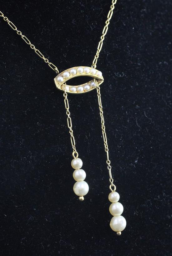 An Edwardian 15ct gold, simulated pearl and seed pearl drop pendant necklace, 20in.